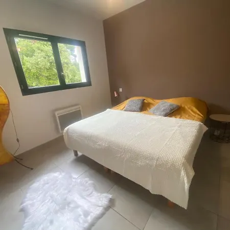 Belle Maison De Garrigue Holiday home