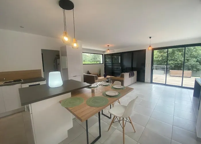 Belle Maison De Garrigue *